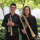 Patricio Martín y Beatriz Fernández, fogeados en la cantera del Conservatorio Cristóbal Halffter han formado el Dúo Espontáneo de trompeta y trombón. El jueves tocan en la Bodega del Castillo. DL