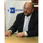 El presidente del Parlamento Europeo, Martin Schulz, durante el encuentro que ha mantenido con directivos de los principales medios informativos españoles, organizado por la Agencia EFE, en su segunda jornada de visita a Madrid.