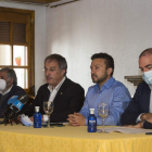 De derecha a izquierda, Guzmán, Peyuca, García y Ortiz durante la rueda de prensa. FERNANDO OTERO