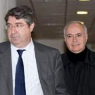 El abogado y el empresario, a su llegada a los juzgados de Palma de Mallorca.