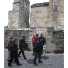 La reparación en la iglesia de Santiago en Peñalba comenzó el sábado