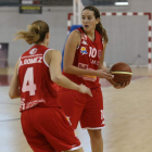 Matoso y Anna Gómez, en un momento del partido.