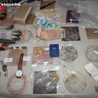 Parte del botín interceptado a la banda de ladrones.