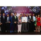 Cipriano García, Eva Cárdaba, Héctor Valbuena, Antonio Silván, Alberto Muñoz, Pablo Flórez, Juan Carlos Suárez Quiñones, Mercedes García, José Luis Ulibarri, Adrián Ferrero, José Luis Sánchez, Jesús Fernández, José Ángel Castaño, Sandra Álvarez, Isabel Dí