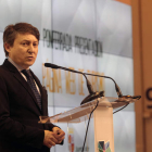 El alcalde de Ponferrada, Samuel Folgueral, en la presentación del nuevo portal turístico.