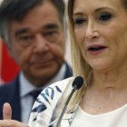 Cristina Cifuentes comparece tras la reunion que ha mantenido con el presidente del Colegio Oficial de Farmaceuticos de Madrid.