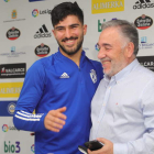 Amir y el presidente José Silvano, ayer durante la conferencia de prensa del portero. L. DE LA MATA