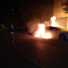 fuego en un turismo en ponferrada