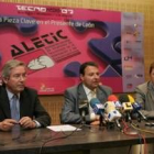 Fernando Molpeceres, Miguel Ángel García y Tomás Castro, ayer durante la presentación del Cita