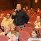 Juan Arias durante la asamblea en la que anuncio su marcha de la presidencia del club