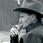 Sam Shepard, en el rodaje de Llamando a las puertas del cielo.