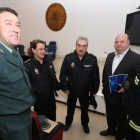 Los mandos de seguridad ayer en la clausura de las jornadas sobre emergencias de la Uned.