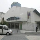 El mercado de abastos de Ponferrada se moderniza en la información