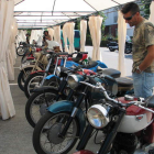 En Posada del Bierzo y en Villamartín volvieron a verse ayer motos clásicas.