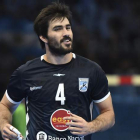 El central del Ademar, Sebas Simonet, durante su  participación en el Mundial con Argentina. TESSON