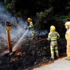 Extinción de un incendio declarado en Villafranca en abril. A.F. BARREDO