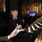 El maestro francés Jean Guillou, uno de los artífices del nuevo órgano, fue también el encargado de estrenarlo en el concierto inaugural.