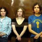 En la imagen, las tres componentes del colectivo punk Pussy Riot que fueron encarceladas en 2012.
