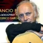 El cantautor leonés Amancio Prada en la presentación del nuevo disco