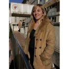 Eva Gómez, a la puerta del centro de día de AFA León