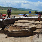 Vasijas de arcilla encontradas en un yacimiento cerca de Tiflis, la capital georgiana. EFE