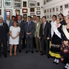 La delegación provincial, con Carrasco a la cabeza, posa en el centro leonés en Mar del Plata.