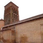El templo ha sido objeto de un arreglo en el tejado, por donde se accedió al artesonado.