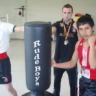 Kike Presa, Jonatan Rodríguez y Cristian Sumba.