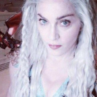 Madonna disfrazada de Khaleesi.