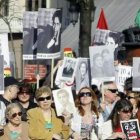 En las manifestaciones se exhibieron fotografías de víctimas del franquismo.