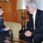 María Eugenia Gancedo y José Ángel Hermida, durante la reunión