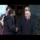 Jordi Évole con monseñor Rouco Varela durante el programa