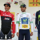 Marc Soler, a la derecha, junto a Valverde y Contador, en el podio de la Volta.