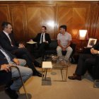 Del Egido, Martínez Majo, Genaro Alonso, Ramón Tuero y Emilio Orejas, ayer en la reunión. RAMIRO