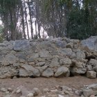 Los imponentes sillares del antiguo castillo de Riaño han sido hasta el presente mes perfectamente visibles.