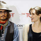 Johnny Deep y Angelina Jolie, en la presentación en Madrid de 'The Tourist', en diciembre de 2010.