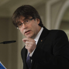 El presidente de la Generalitat, Carles Puigdemont, en su intervención ayer en Madrid. J.C. HIDALGO