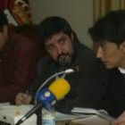 En primer término, Miguel Hidalgo, portavoz del PSOE
