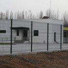 El colegio de Carbajal que se ampliará está situado junto a las piscinas municipales. NORBERTO