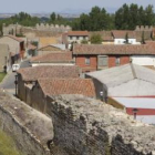 Vista de la muralla en la zona cercana al Museo Etnográfico de León, con el que podría formar un gra