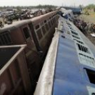 Colisionan dos trenes en Bengala