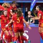 Las jugadoras españolas celebran el gol de Menayo. /