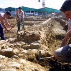 Imágen de archivo de la excavación que tuvo lugar en el año 2001 en el vicus.