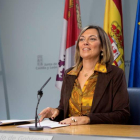La portavoz de la Junta, Milagros Marcos, en la rueda de prensa tras el Consejo de Gobierno. R. GARCÍA