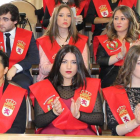 Alumnos que participaron en el acto académico celebrado ayer.