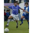 Danito volverá a ser esta tarde una pieza básica en la defensa bañezana