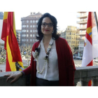 Teresa Mata en el balcón de la Subdelegación del Gobierno.