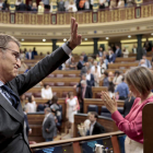 Feijóo se despide del grupo parlamentario del PP en el Congreso tras perder la investidura. SERGIO PÉREZ