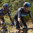 Contador sigue a Froome durante la etapa de hoy.