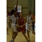 Ana Crespo volvió a mostrar su poderío anotador en la cancha madrileña